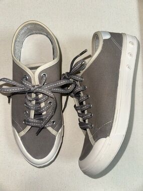 Rag & bone Standard Issue Women’s Gray Canvas Low-Top Fashion Sneakers